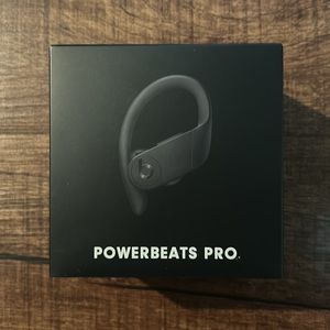 Powerbeats Pro by Dre